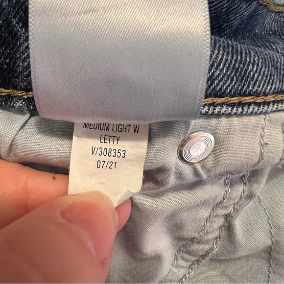 Old Navy High-Rise Slouchy Straight Jean Medium Wash 24 - Picture 13 of 13